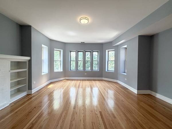 7821 S PHILLIPS AVE #3, Chicago, IL 60649