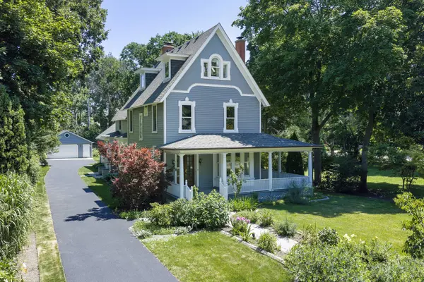 589 Vernon AVE, Glencoe, IL 60022