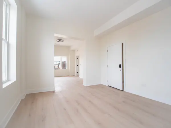 2753 W Chicago AVE, Chicago, IL 60622