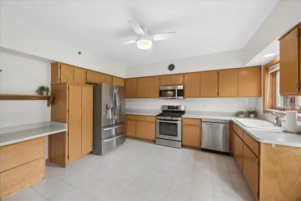 11525 Settlers Pond WAY #1D, Orland Park, IL 60467