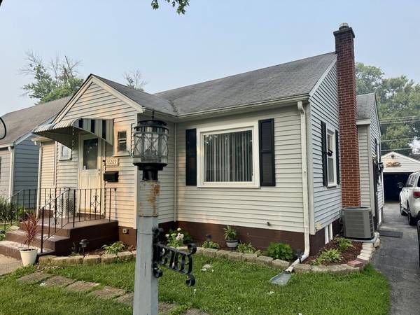 18269 Burnham AVE, Lansing, IL 60438