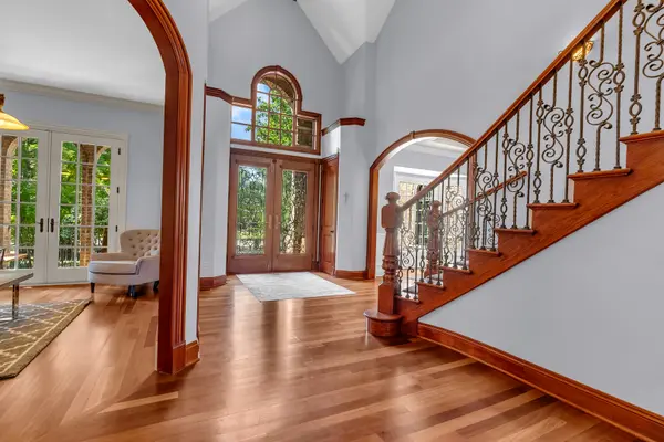 917 Jackson AVE, Naperville, IL 60540