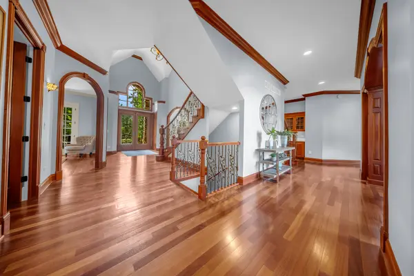 917 Jackson AVE, Naperville, IL 60540