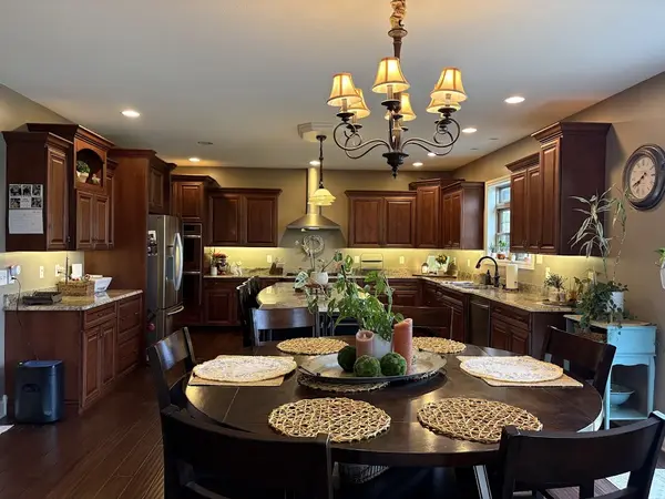 406 Cottingham LN, Germantown Hills, IL 61548