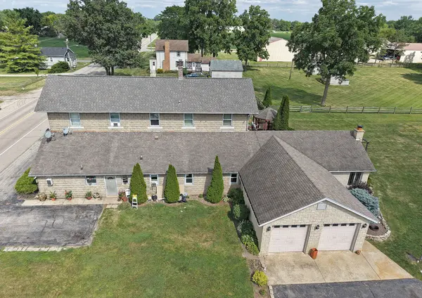 15909 Nelson RD, Woodstock, IL 60098