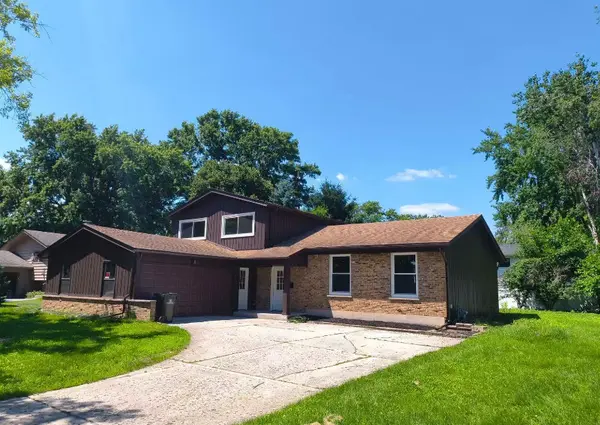117 Tupelo AVE, Naperville, IL 60540