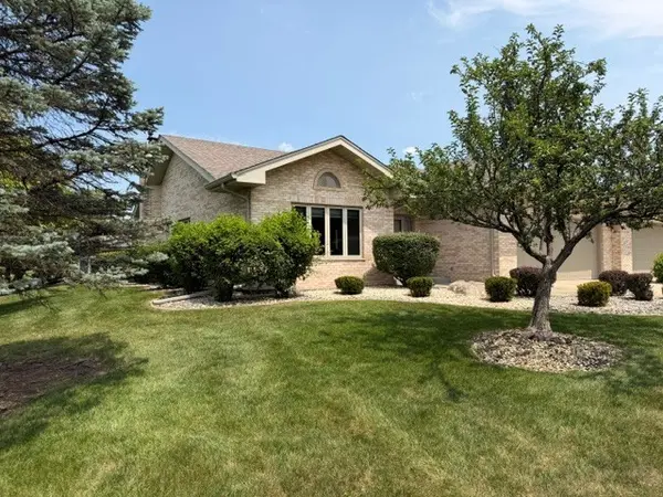 10822 Valerie CT #18, Orland Park, IL 60467