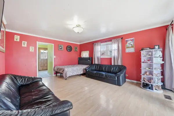 1107 Elmhurst ST, Bensenville, IL 60106