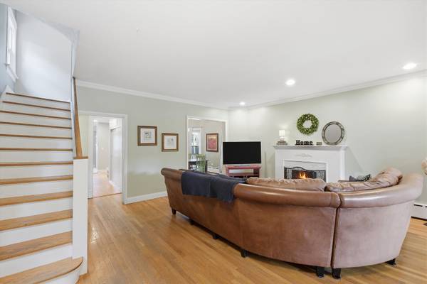 2624 W WILSON AVE, Chicago, IL 60625