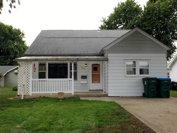 712 11th AVE, Rock Falls, IL 61071