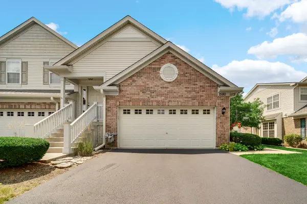 1580 Millbrook DR, Algonquin, IL 60102