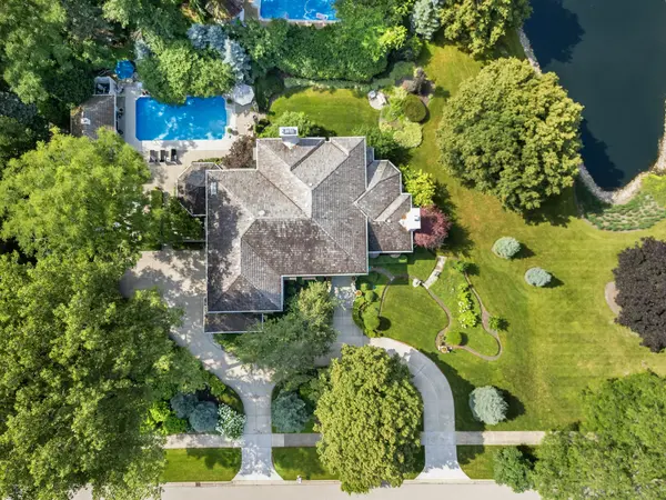 2257 Hidden Creek CT, Lisle, IL 60532