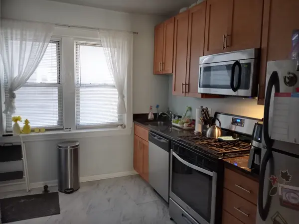 318 Sherman AVE #3, Evanston, IL 60202