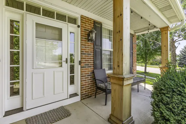 2466 Prescott DR, Montgomery, IL 60538