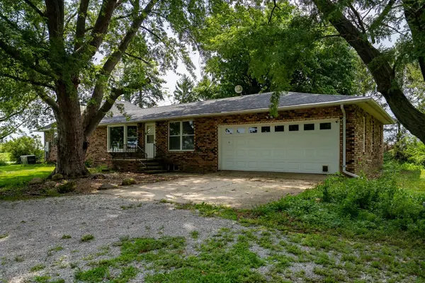 33777 E 500 North RD, Chatsworth, IL 60921