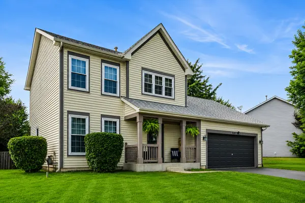 801 Martin CT, Plano, IL 60545