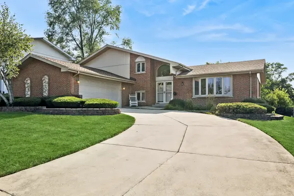 13520 Overland TRL, Orland Park, IL 60467