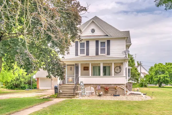 209 E Main ST, Reddick, IL 60961