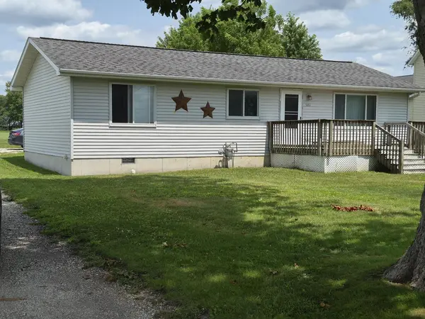 503 E Hunt AVE, Alexis, IL 61412