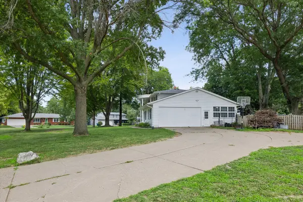 4429 Belle AVE, Davenport, IA 52807