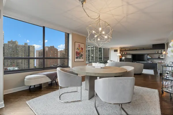 1410 N State ST #15A, Chicago, IL 60610