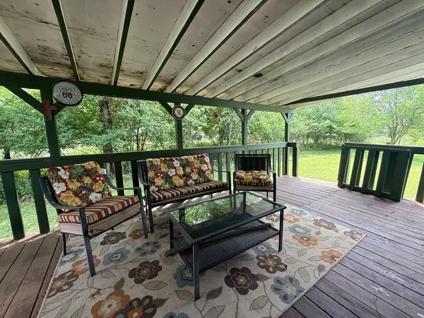 19-21 Woodhaven lakes, Sublette, IL 61367