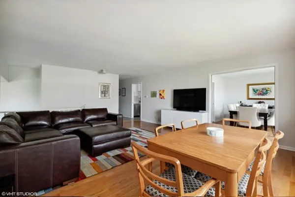 47 W Stone AVE, Lake Forest, IL 60045