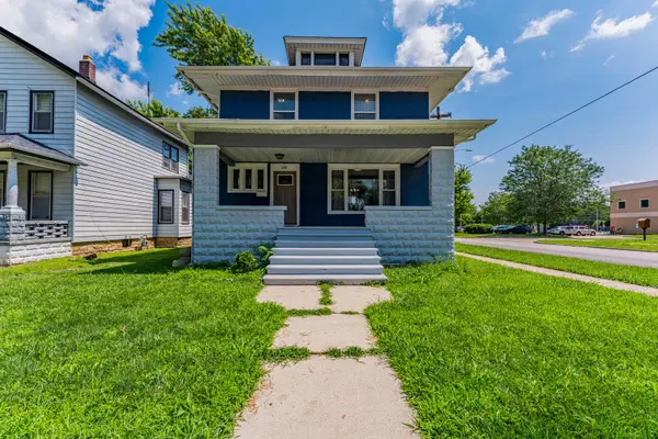 228 Richards ST, Joliet, IL 60433