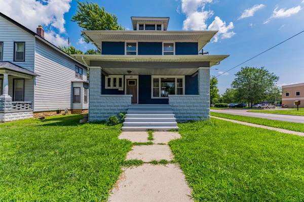 228 Richards ST, Joliet, IL 60433