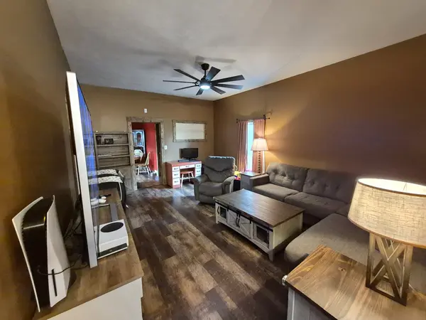 207 S Emma ST, Christopher, IL 62822