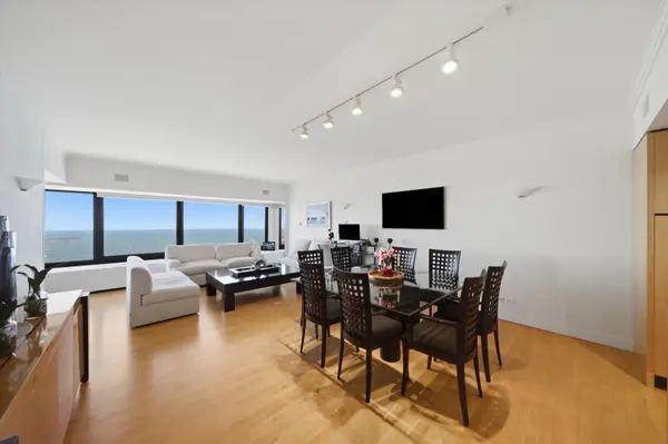 175 E Delaware PL #6504, Chicago, IL 60611