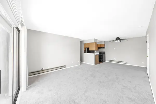 651 Virginia RD #228, Crystal Lake, IL 60014