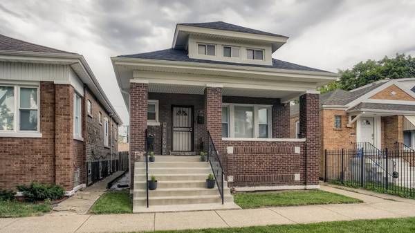 5741 S Artesian AVE, Chicago, IL 60629