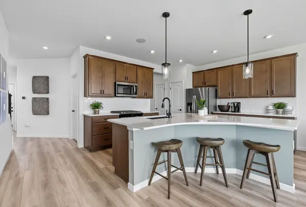 724 Switchgrass WAY #55004, Bolingbrook, IL 60490