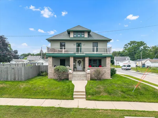 302 9TH ST, Silvis, IL 61282