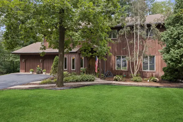 1214 Lantern LN, New Lenox, IL 60451