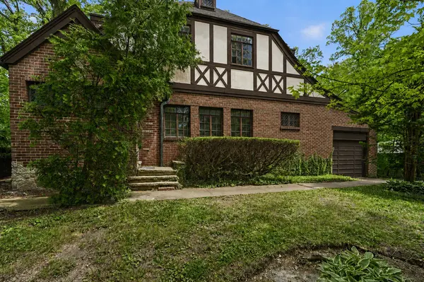 3107 Dato AVE, Highland Park, IL 60035