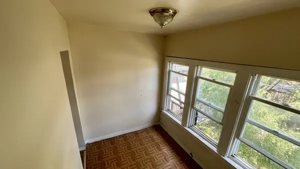 5318 W North AVE, Chicago, IL 60639