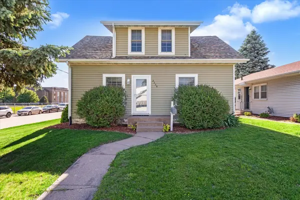 2226 15 1/2 ST, Rock Island, IL 61201