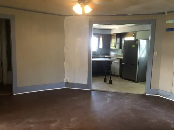 315 S Main AVE, Minier, IL 61759