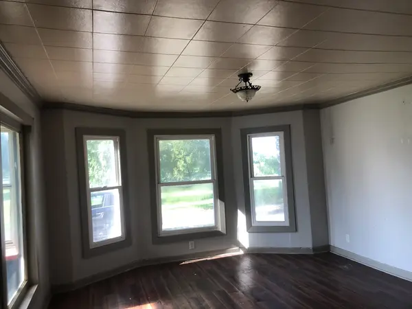 315 S Main AVE, Minier, IL 61759