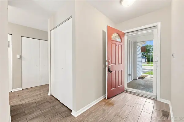 3235 BLAINE CT E, Aurora, IL 60504