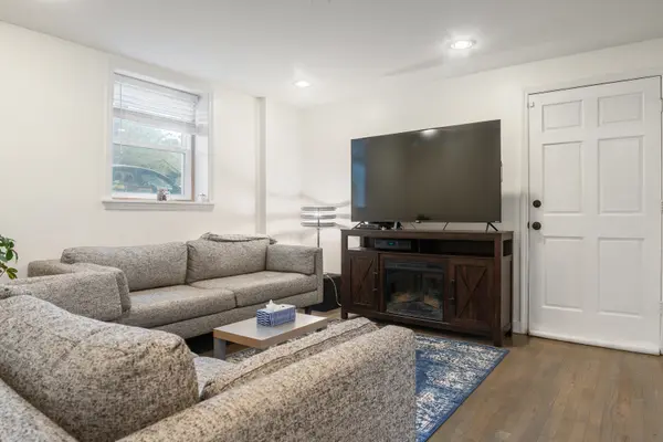 1056 N Leavitt ST #GR, Chicago, IL 60622