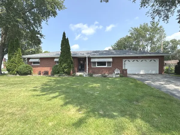 646 Evergreen LN, Bradley, IL 60915