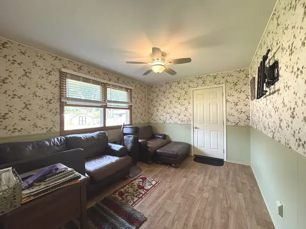 646 Evergreen LN, Bradley, IL 60915