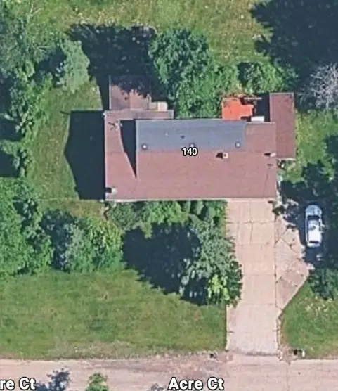 140 E Acre CT, Round Lake Beach, IL 60073