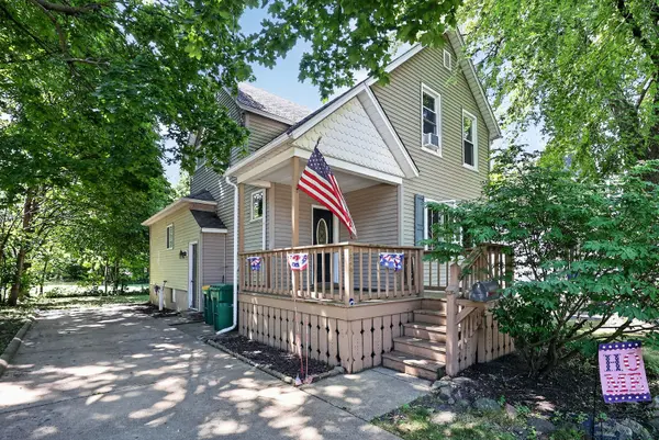 224 Charles ST, Sycamore, IL 60178
