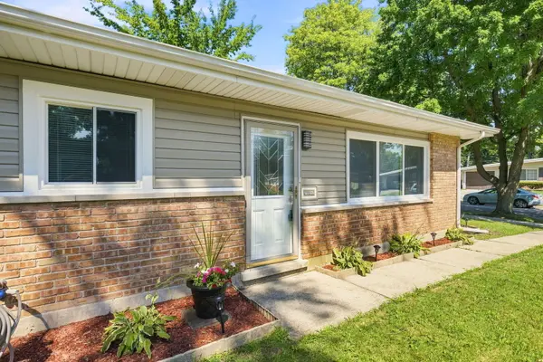 323 Shawnee ST, Park Forest, IL 60466