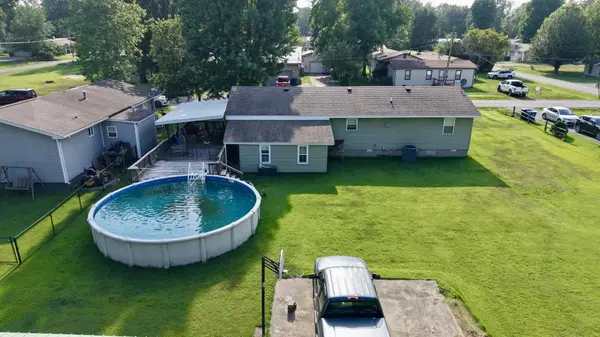 508 N Ward ST, Benton, IL 62812