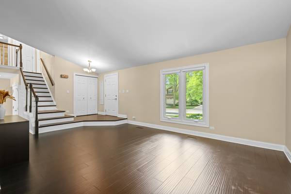 1316 W MEADE LN, Arlington Heights, IL 60004